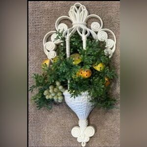 Vintage Burwood Homco Large Wall Pocket Hanging Planter Decor Sconce Mushrooms